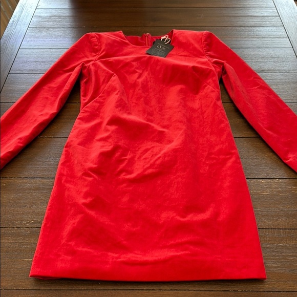 J. Crew Long-sleeve shift dress in stretch velvet Size 6 - Picture 4 of 16